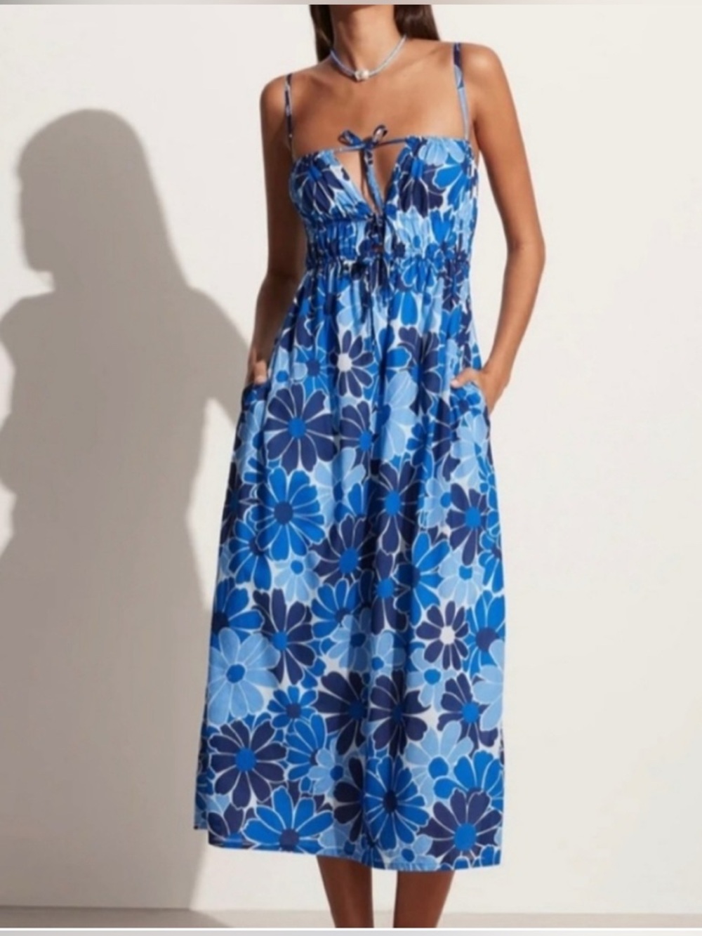 Faithfull the Brand Blue Floral Tie-Front Midi Dress size Medium